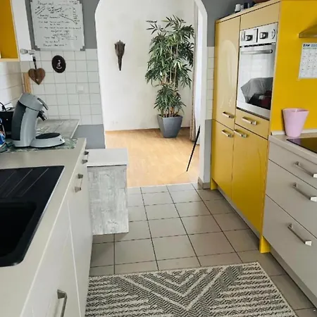 홈스테이 Stilvolles Gaestezimmer Nahe Frankfurt Und Darmstadt *